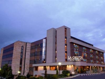 Residencia Universitaria Micampus Oviedo La Gruta Exterior photo